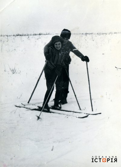 Ярослава Мельничук (дівоче Полюга) з чоловіком Володимиром Мельничуком, 1956 р.