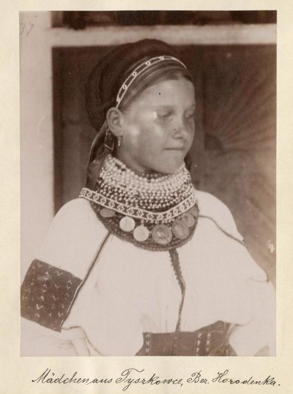 008_Тишківці_Шухевич_дівчина_1904_718_09
