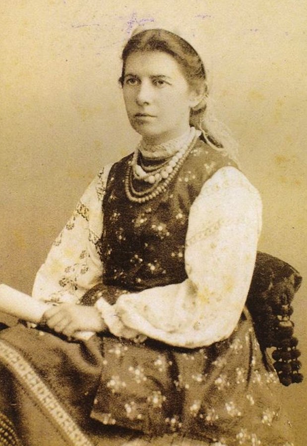 02_Сорочка_дубль_Портрет Олени Пчілки_1888_Одеса_n (1)