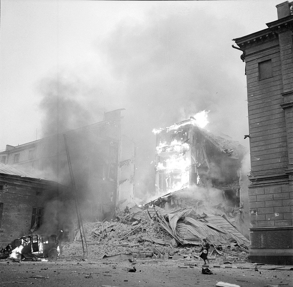 Пожежа у Гельсінкі після бомбардування радянською авіацією, 30 листопада 1939 року