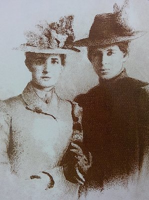 11_Леся Українка з сестрою Ольгою. Берлін_весна_1899