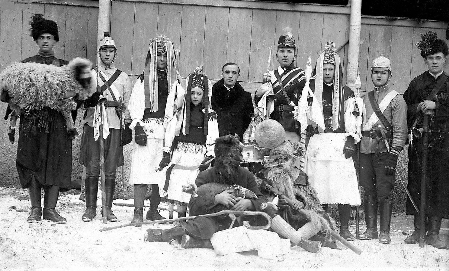 Бетлегем у селищі Великий Бичків на Рахівщині, у 1920-1930-х роках. Фото з архіву Василя Поповича