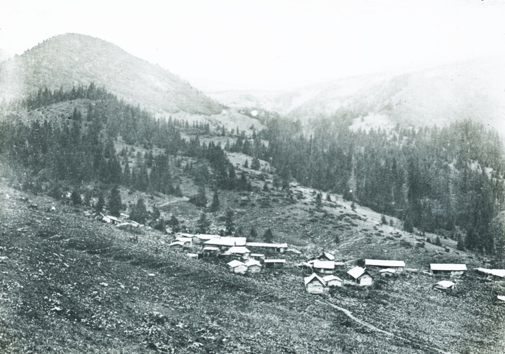 Будинки для худоби біля підніжжя гори Чорна Клева, 1919 р. MÚA, A AV ČR, fond Jiří Viktor Daneš