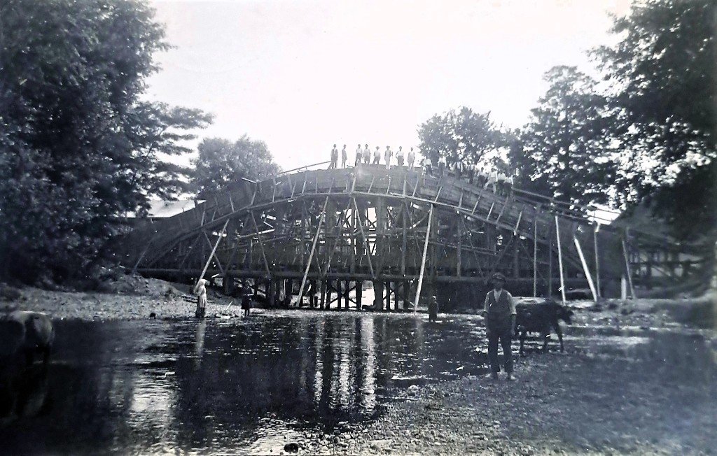 Будівництво моста у Іршаві, 1927 р., Nándor Böhm. Фото з архіву Denissza Fábián