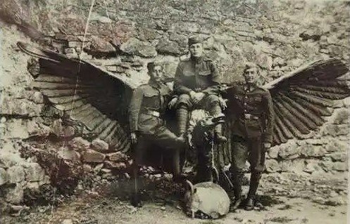 Чеські солдати з турулом у мукачівському замку, 1924 р. karpataljalap.net