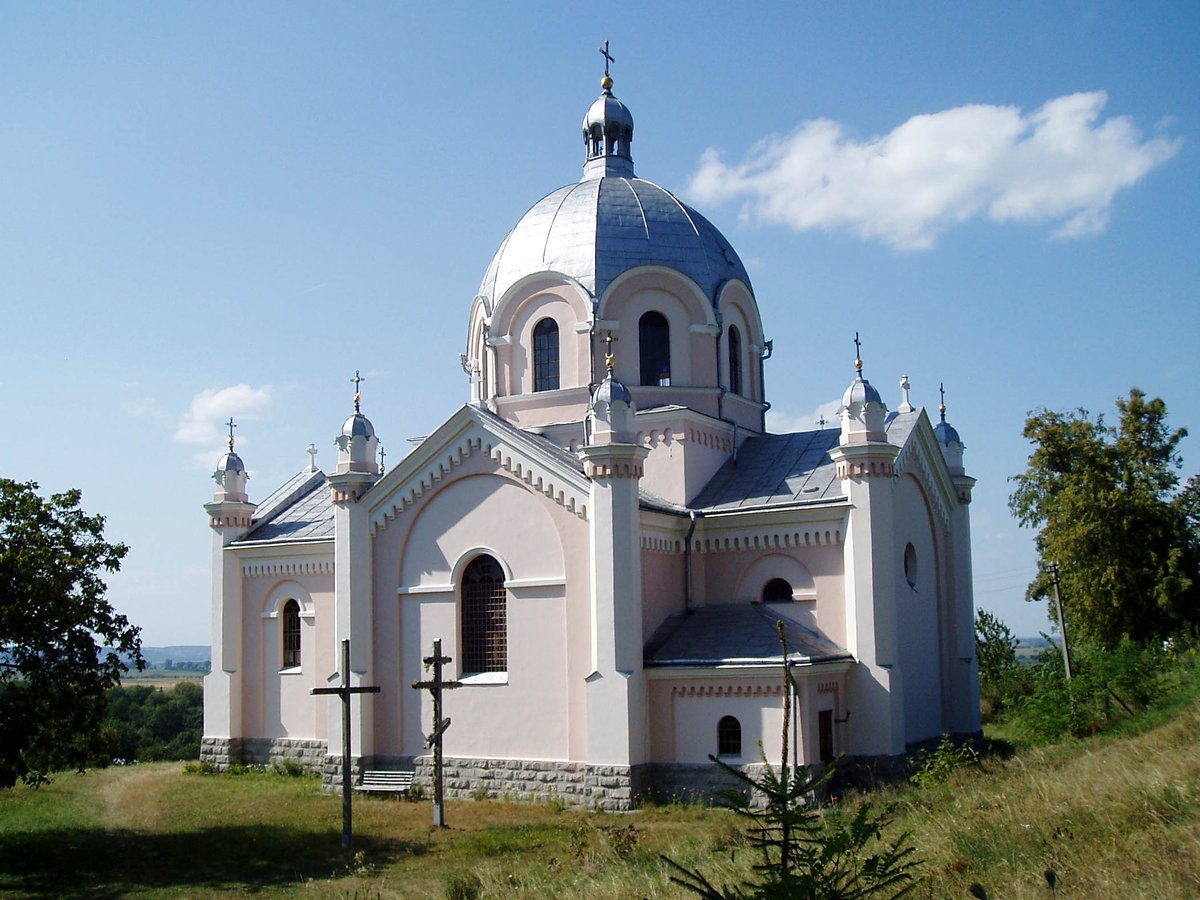 Exaltation_of_the_Holy_Cross_church,_Pidhorodyshche_(01) (1)