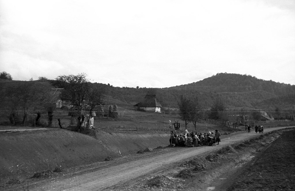Хресний хід у селі на Закарпатті, 1939 р. Berkó Pál, 78562 Fortepan, Budapest