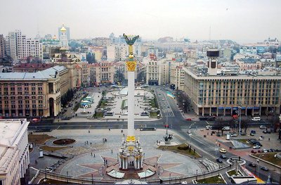 Kiev_Independence_Square_cropped.jpg