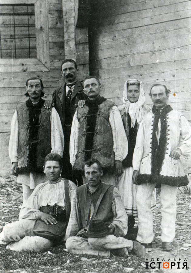 Lavochne_Korud Anastasia,  Korud Andria 016.jpg