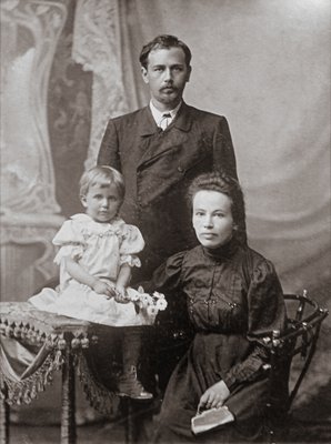 Mykola_Leontovych's_family.jpg