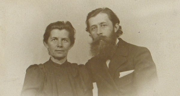Ольга Петрівна Косач з сином Михайлом. Берлін, 1899 р.