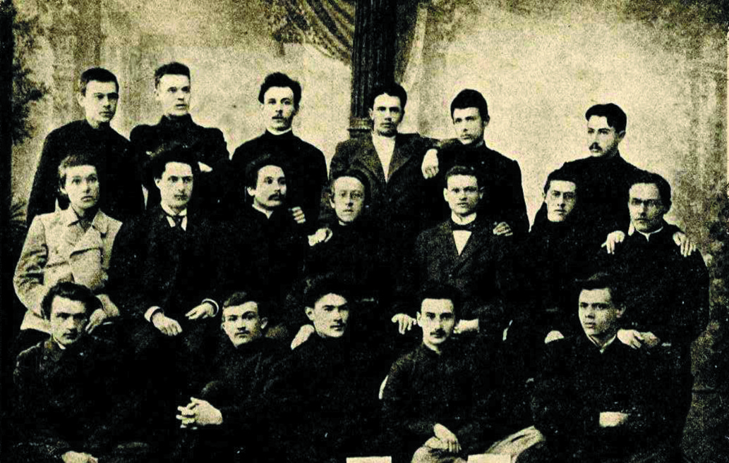 Петлюра у колі семінаристів_1901-1902