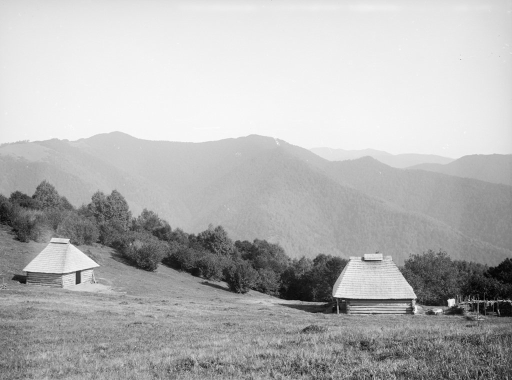 Пейзаж з мисливськими будиночками у горах Міжгірщини, 1901 рік. ÖNB Bildarchiv und Grafiksammlung
