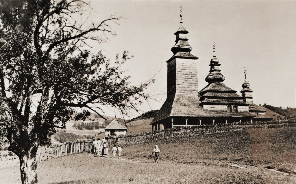 Покровська церква у селі Канора на листівці початку 1930-х років. З архіву Михайла Марковича
