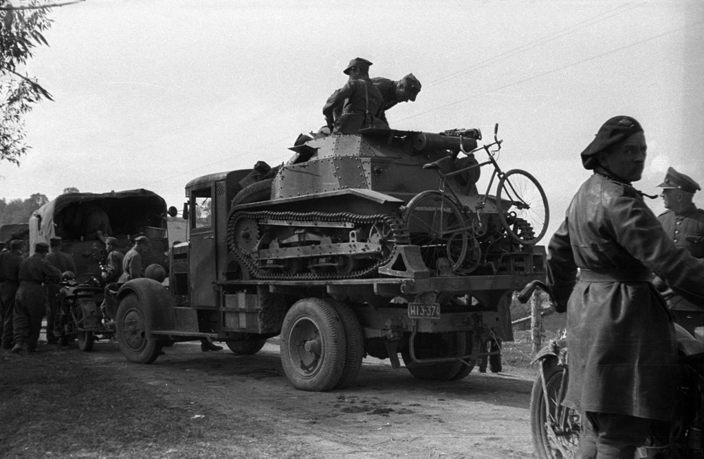 Польські військові дорогою до Румунії через Закарпаття, 1939 р. Berkó Pál, 78266 Fortepan, Budapest