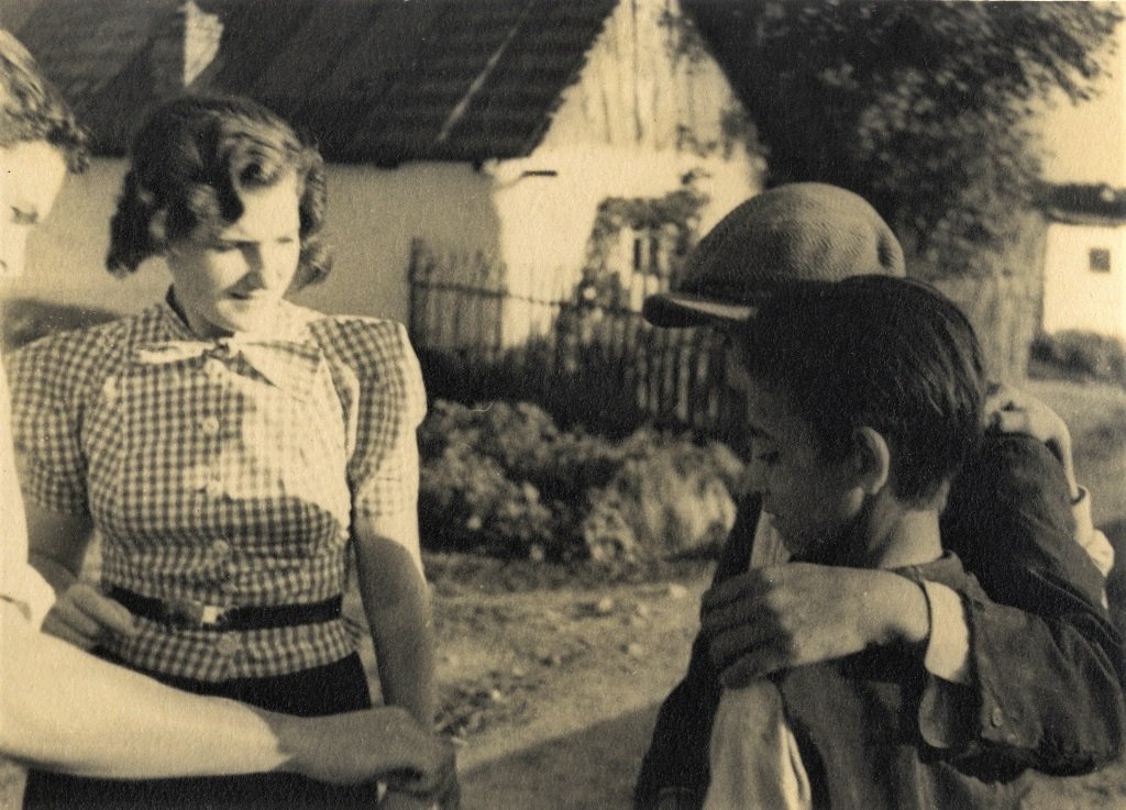 Роми в Ужгороді, серпень 1934 року. Фото Зденка Фейфара з особистого архіву Петра Фейфара