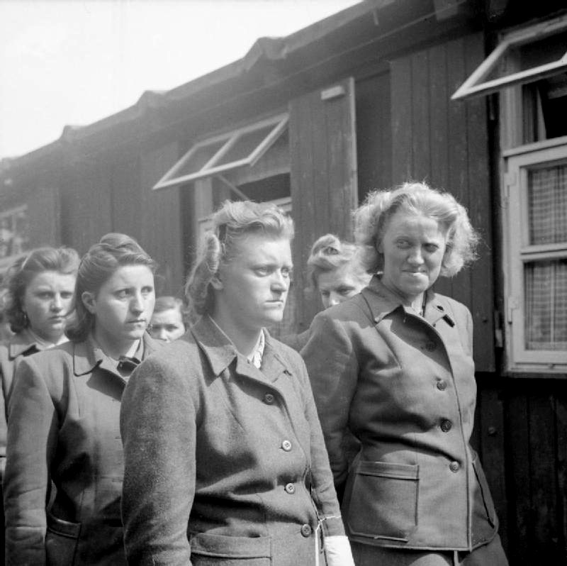 SS_women_camp_guards_Bergen-Belsen_April_19_1945.jpg