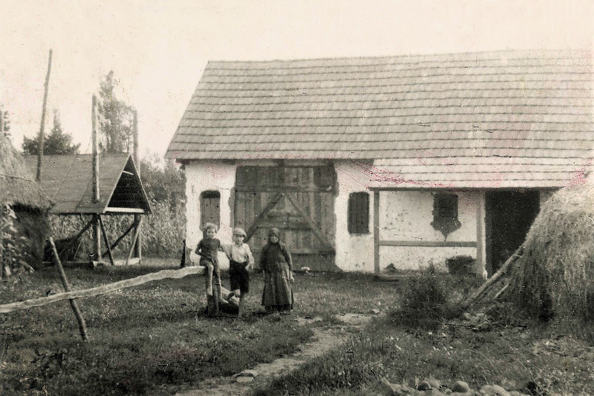 У Іршаві, 1920-1930-ті рр., Nándor Böhm. Фото з архіву Володимира Хили