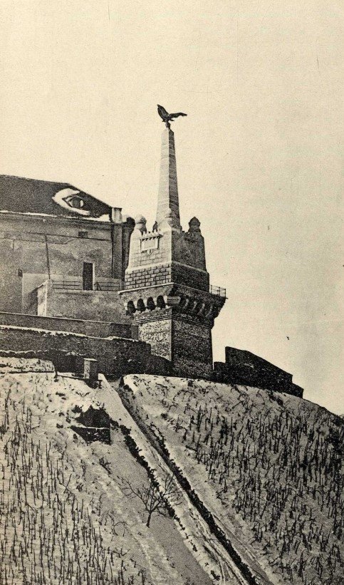 Вид на пам’ятник з турулом у мукачівському замку, 1898 р. nemzetikonyvtar.blog.hu