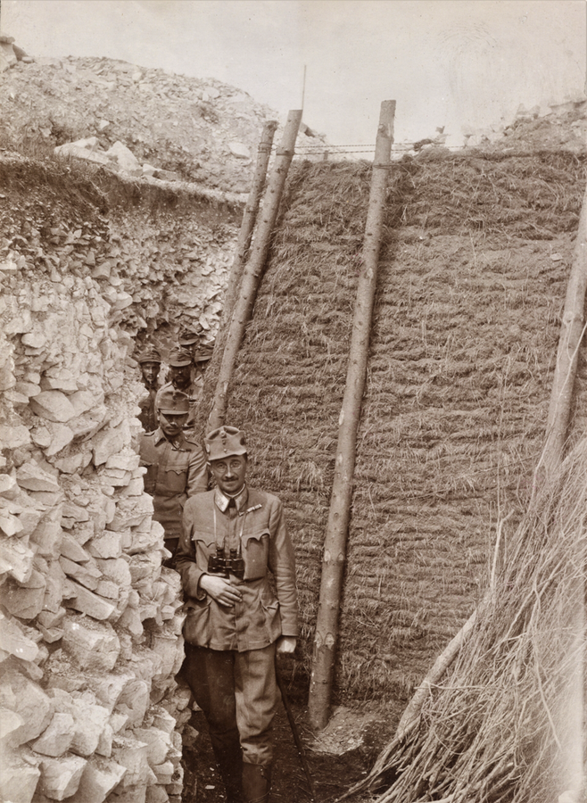 Військові австро-угорської армії в окопі. Галичина, 1917 р. ÖNB Schalek Alice