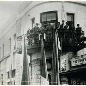 _Курманович та керівництво Карпатської Січі виступають перед народом в День Злуки. Хуст, 22 січня 1939 р.