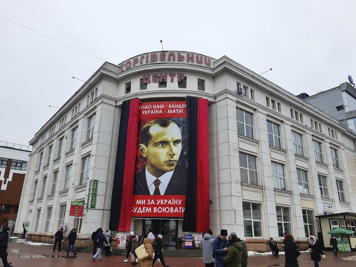 bandera-hmelnyczkyj (1)